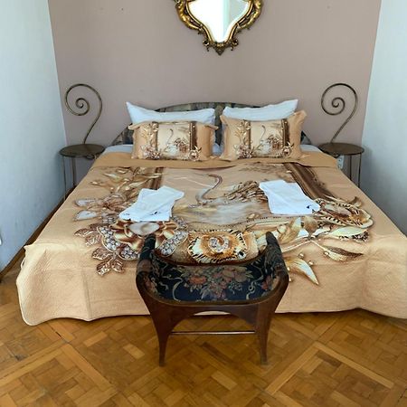 Libra Grande Venetian Style Apartment Budapest Ngoại thất bức ảnh